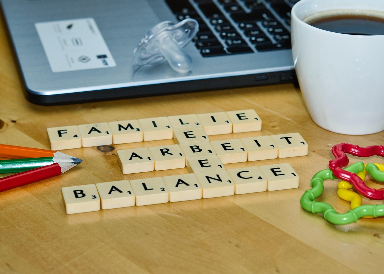 entdecken sie, wie sie mit effektiven strategien eine gesunde work-life-balance erreichen können. erfahren sie tipps zur besseren vereinbarkeit von beruf und privatleben für mehr zufriedenheit und wohlbefinden.